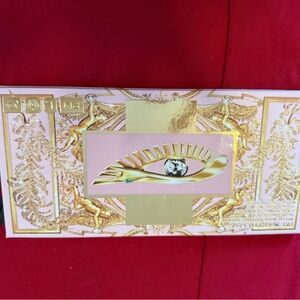 Pat McGrath holiday Shadow Palette